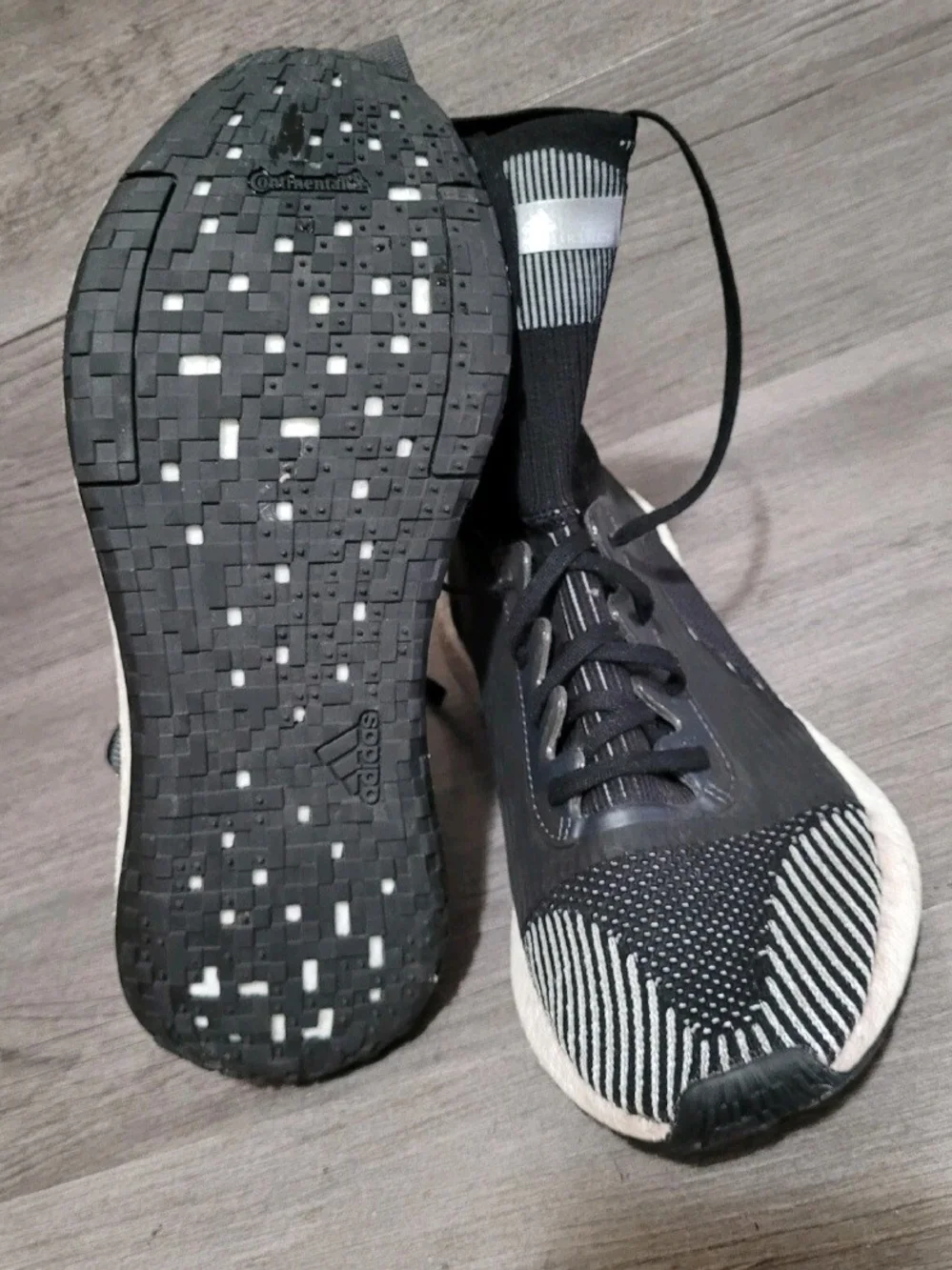 Adidas x Stella McCartney PulseBoost Women's Size 9 HD Mid Utility Black